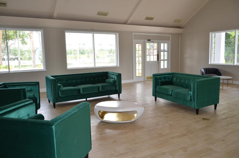 Public Area, Altamonte Springs Hotel and Suites, Seminole