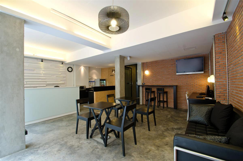 Public Area 5, DI Place Hotel, Khlong Toey