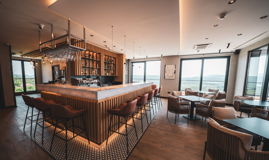 Food & Drinks 4, Royal Blue Resort And Residences