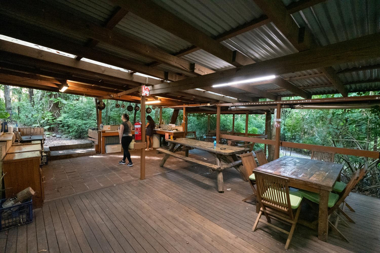 Kitchen, Samurai Beach Bungalows, Port Stephens