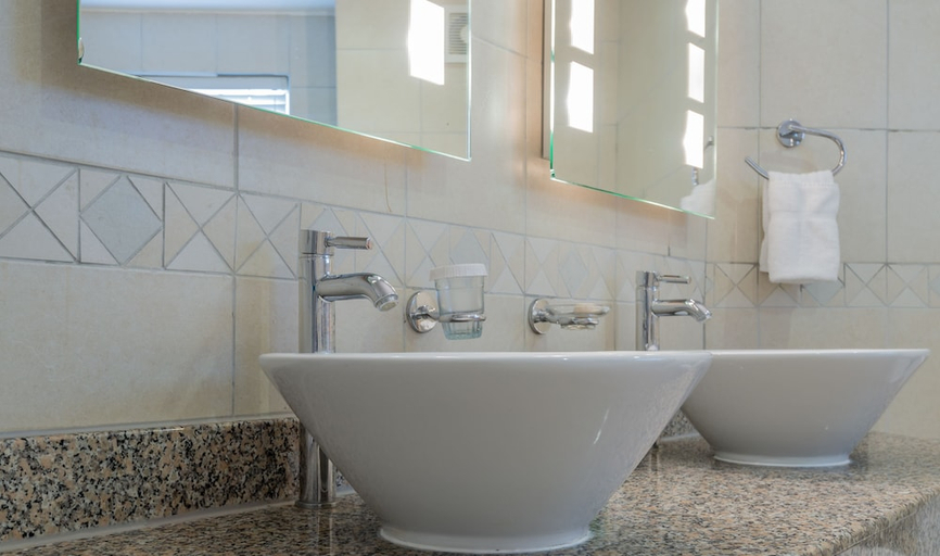 Bathroom 4, Bay Gardens Marina Haven