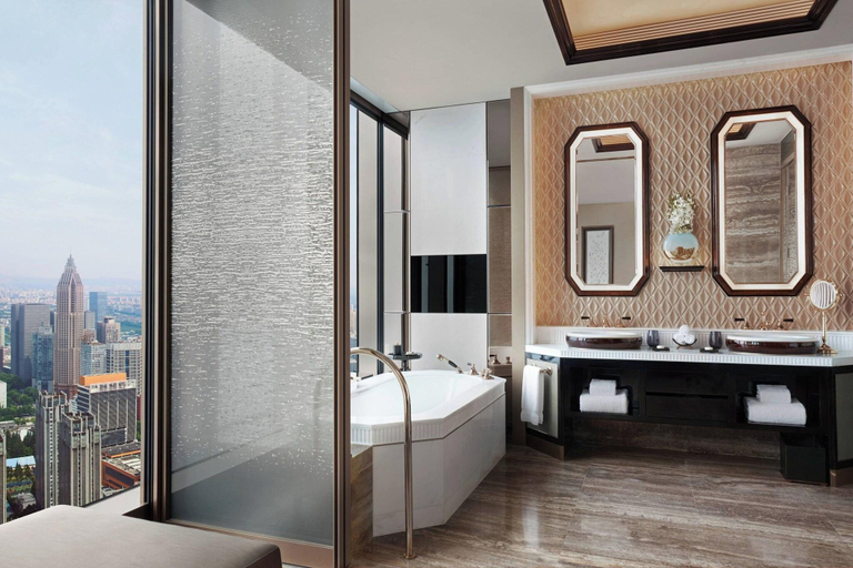 Bathroom 16