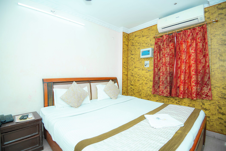 Bedroom 2, Hotel Manohar Palace, Lucknow