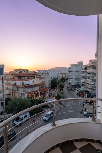 Others, Arel Hotel, Sarandës