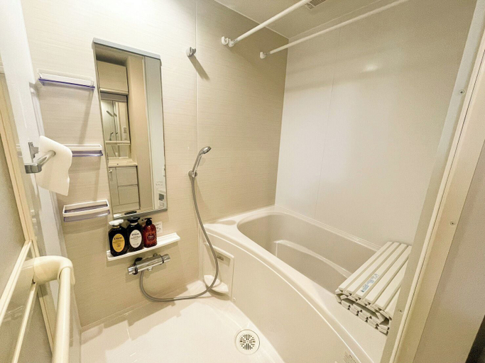 Bathroom 5, Everynet Shinjuku by Tranova, Shinjuku