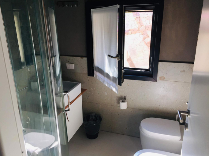 Bathroom, Rena Village, Olbia-Tempio