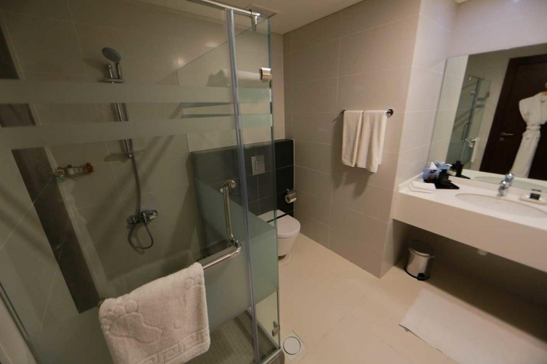 Bathroom 2, Coral Tower Hotel By Hansa, Wadi Essier