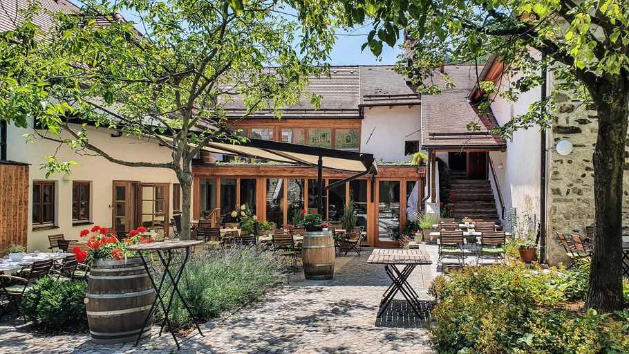 Exterior & Views 1, Weinhaus Nigl - Hotel, Restaurant und Spa, Krems an der Donau Land