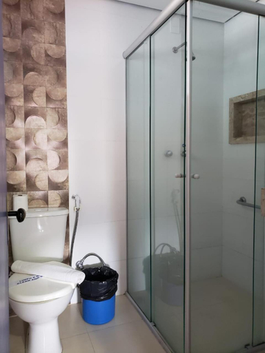 Bathroom 3, Hotel Ponta do Morro, Tiradentes