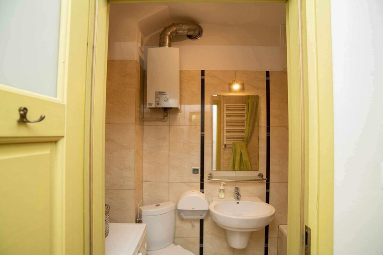 Bathroom 2, apart Wroclaw, Środa Śląska