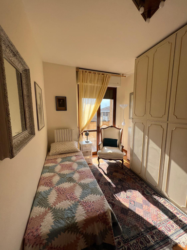 Others 3, CLASSY Penthouse B&B, Bologna