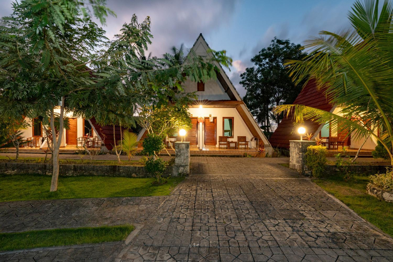 Exterior 2