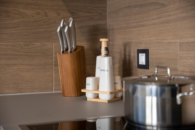 Facilities 5, Disegno Residences, Crete