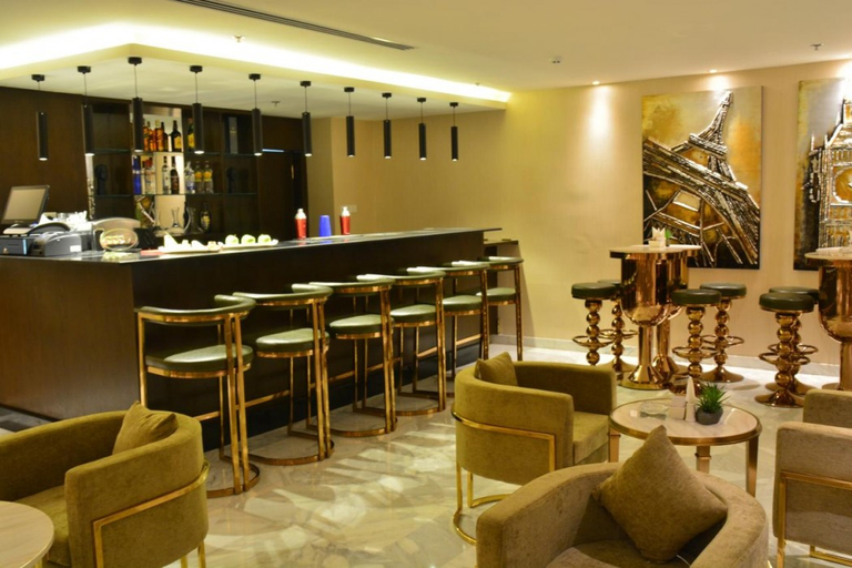 Food & Drinks 4, The Sanrock Hotel, Wadi Essier