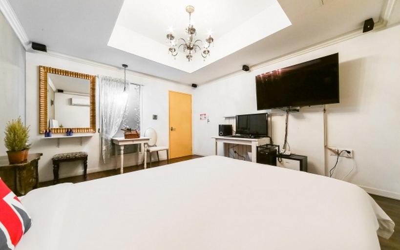 Bedroom 4, Gyeongju Shim, Gyeongju