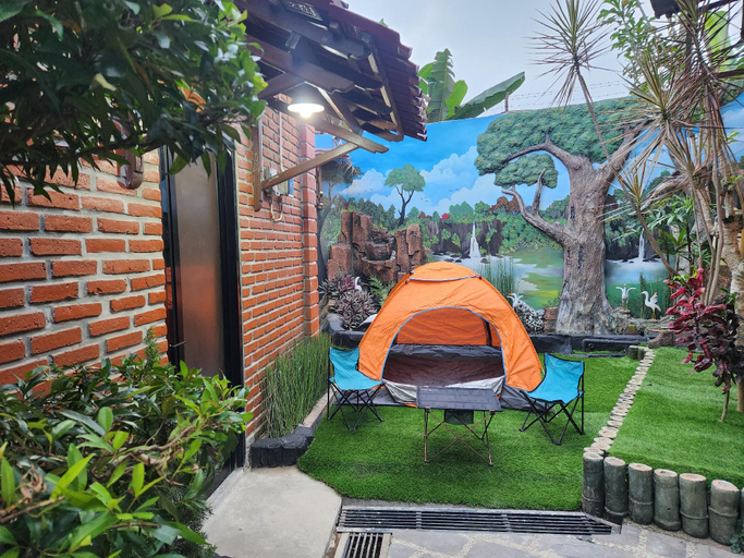 Others 4, Siti Villa Srimpi, Temanggung