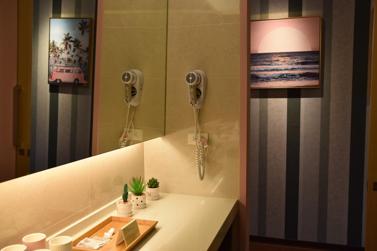 Bathroom, South Island 206 Hostel, Pingtung