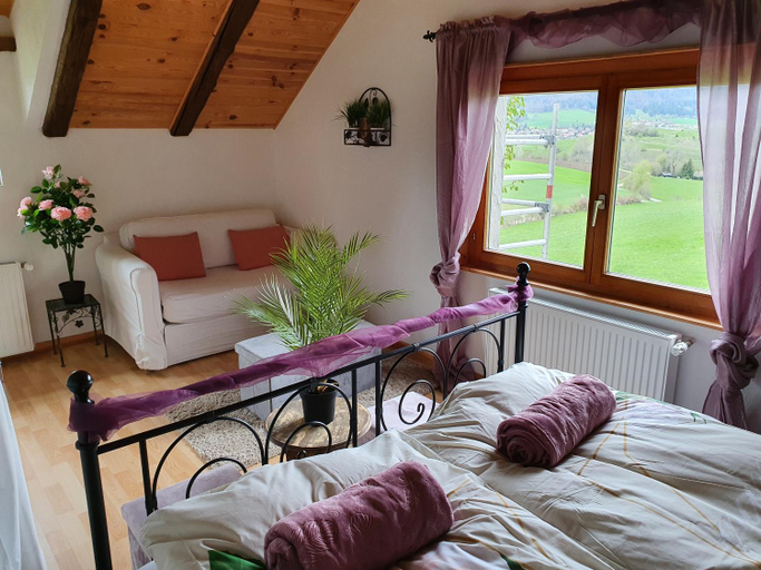 Others 2, Gite de la Motte, Moutier