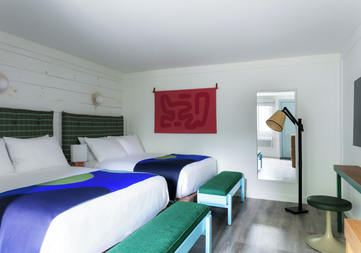 Bedroom 3, Outbound Stowe, Lamoille