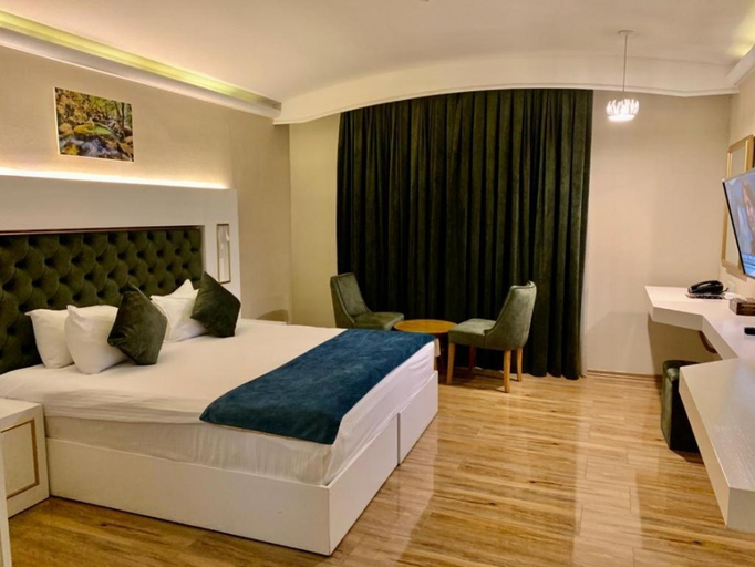 Bedroom 3, Erbil Sun Hotel, Arbil