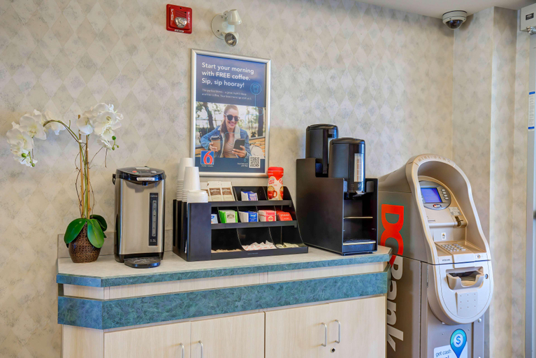 Public Area 2, Motel 6 Grande Prairie, AB, Division No. 19