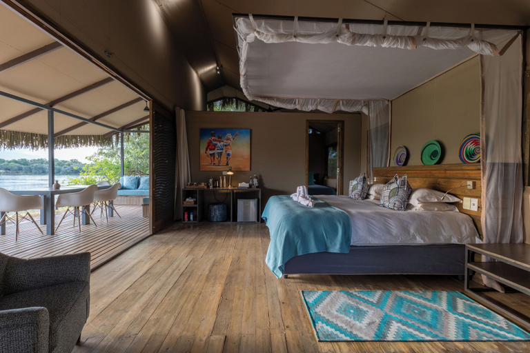 Bedroom 4, Chundu Island, Livingstone
