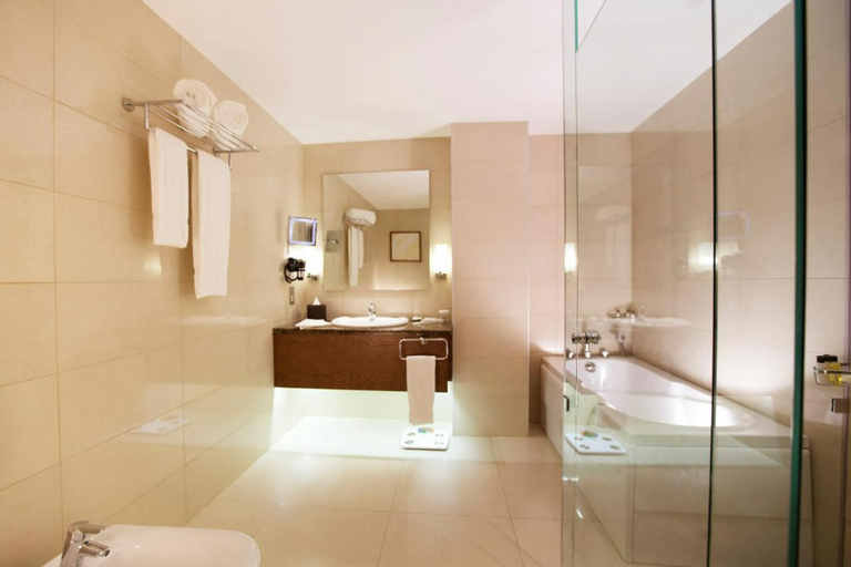 Bathroom 4, Copthorne Hotel Baranan, Sulaymaniya