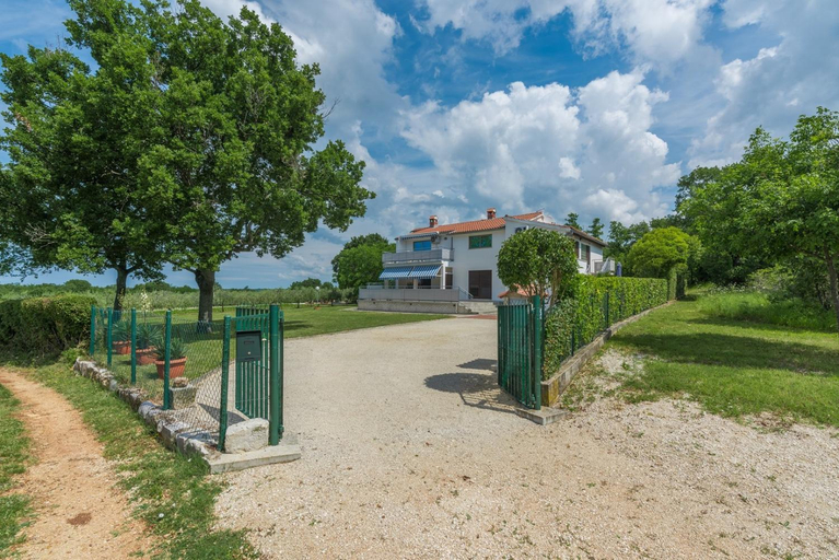 Exterior view 3, Apartments Kadum 25, Poreč