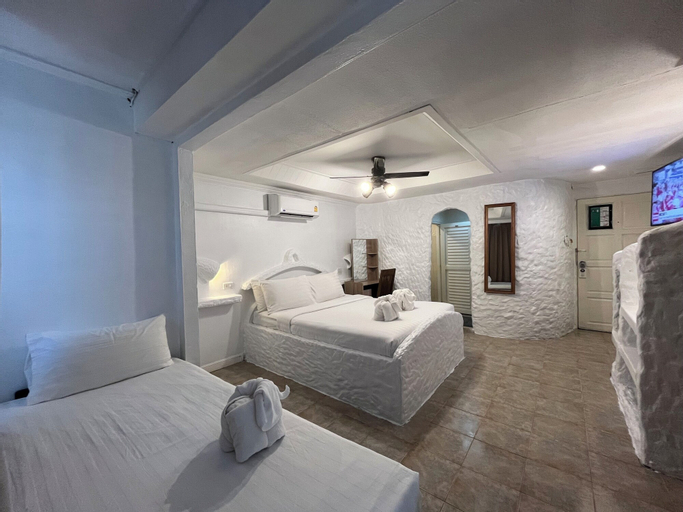Bedroom 25