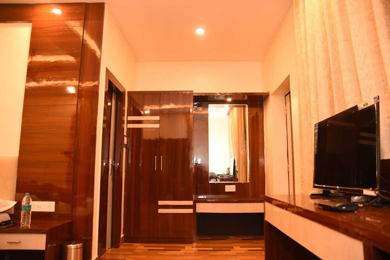 Others 5, Wave of sea beach resort, Purba Medinipur