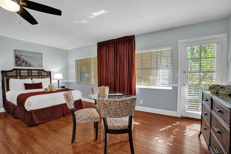 Bedroom 2, Worthington All Male Guesthouse, Broward