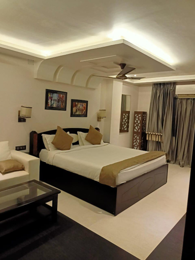Bedroom, HOTEL SAPPHIRE, East Khasi Hills