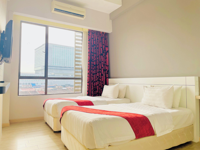 Bedroom 12