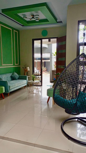 Bedroom 16