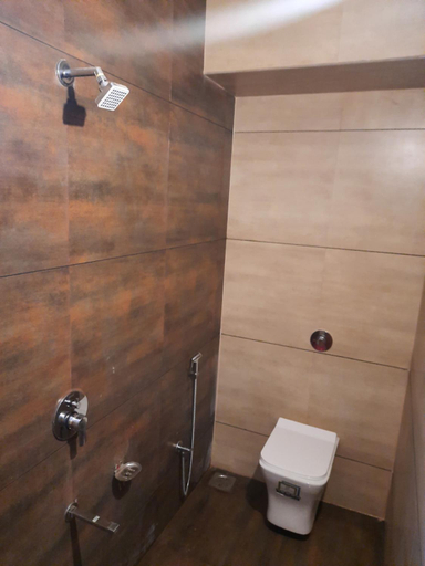 Bathroom 3, Heaven Accommodation, Rajkot