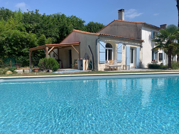 Others 2, Maison d'Hotes - L'Hothentique, Gironde