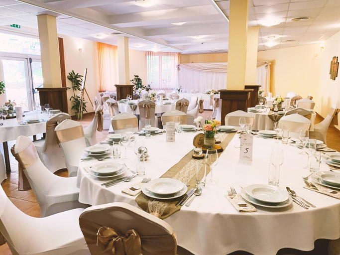 Food & Drinks 5, Granada Konferencia Wellness Sport Hotel, Kecskemét