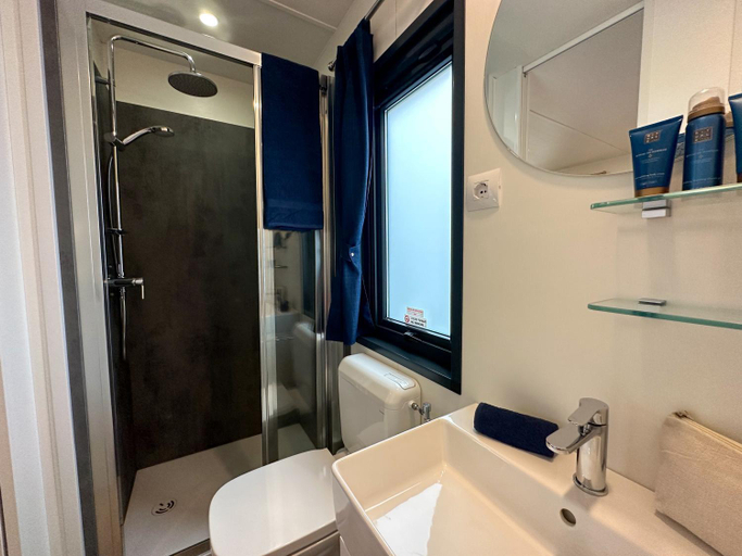 2, Estivo Premium Deluxe mobile homes on Camping Malibu Beach, Venezia