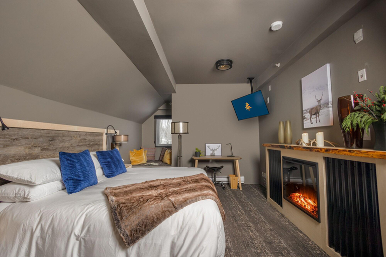 Bedroom 3, The Larix Hotel, East Kootenay