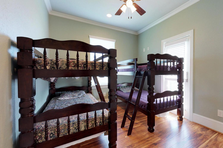 Bedroom 3, Family Tides, Galveston