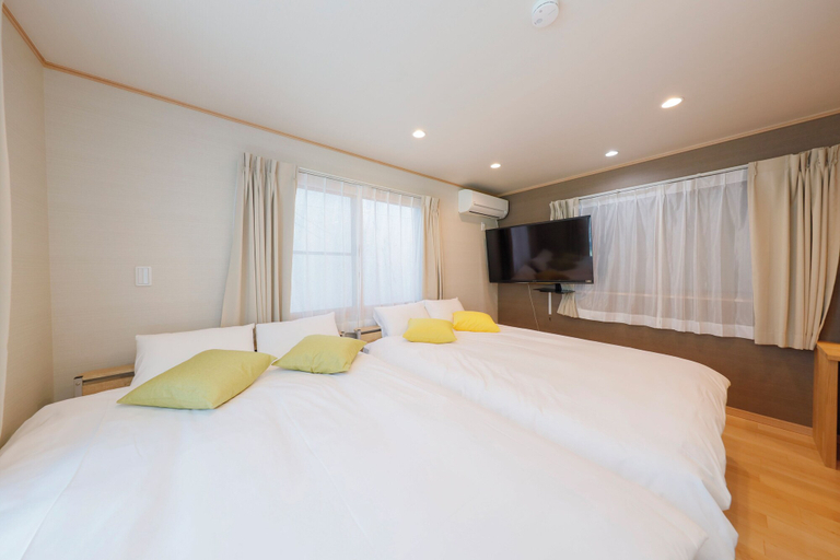 Bedroom 1, Convertel Daita Setagaya Daita by Tranova, Setagaya