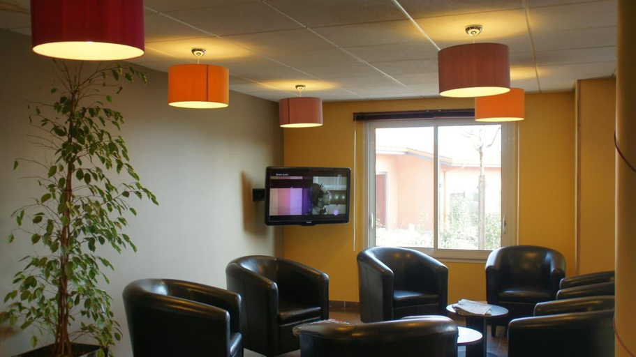 Public Area 2, Brit Hotel Confort Montauban, Tarn-et-Garonne