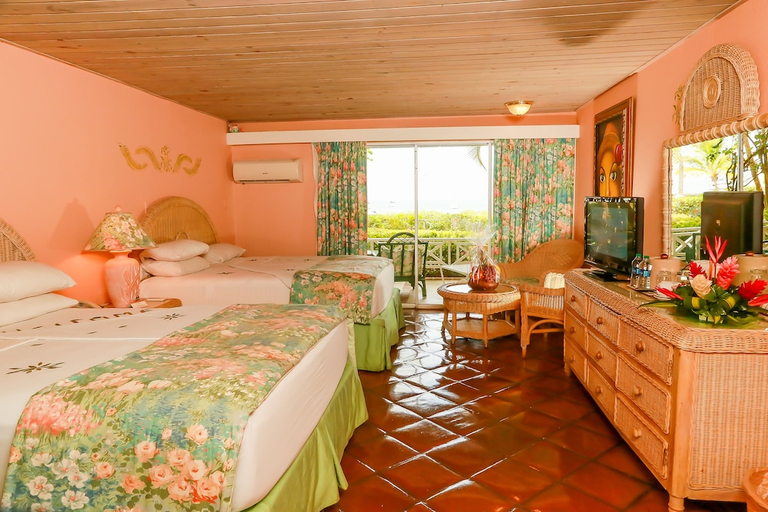 Bedroom 3, Coco Reef Resort & Spa