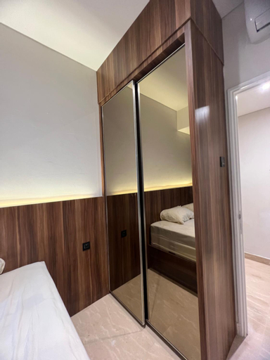 Bedroom 12