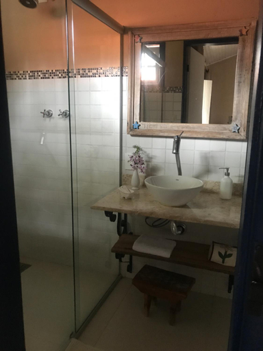 Bathroom, Pousada Flor de Iris, São João del Rei