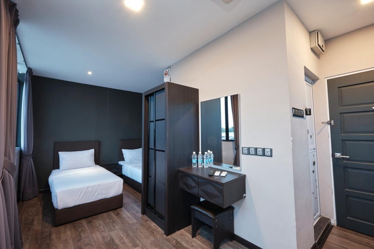 Others 2, SkyCity Motel Pulau Ketam, Klang