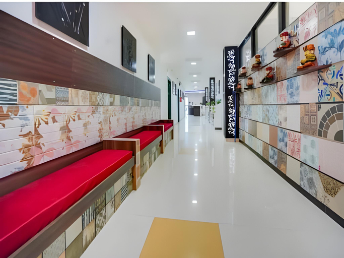 Others 5, Hotel Ayaansh, Vadodara