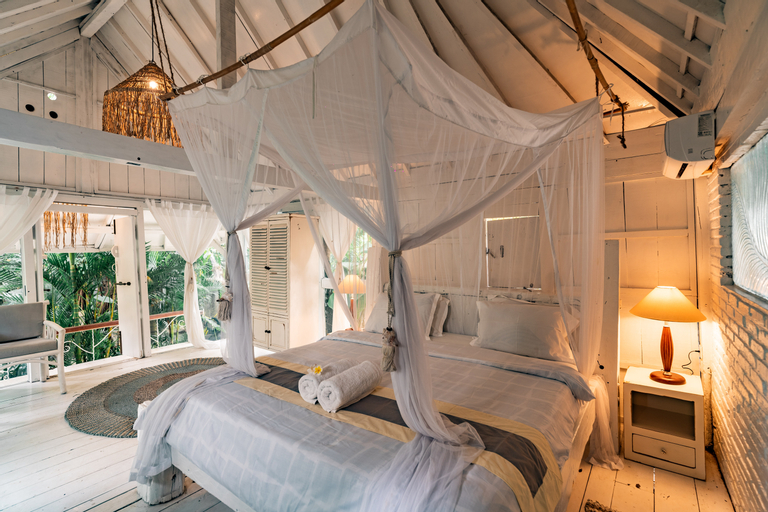 Bedroom 23