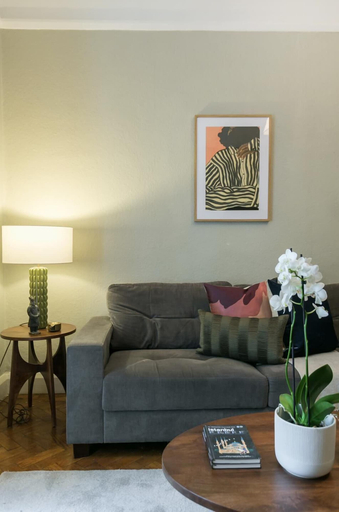 Others 3, Chic 1 Bedroom Apartment in Bloomsbury, London