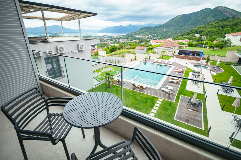 Others 5, Royal Blue Resort And Residences